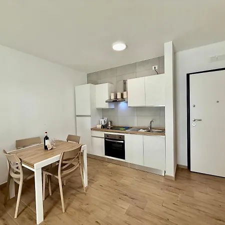 Apartment Dei Principi 2, Aeroporto E Parcheggio Gratuito *